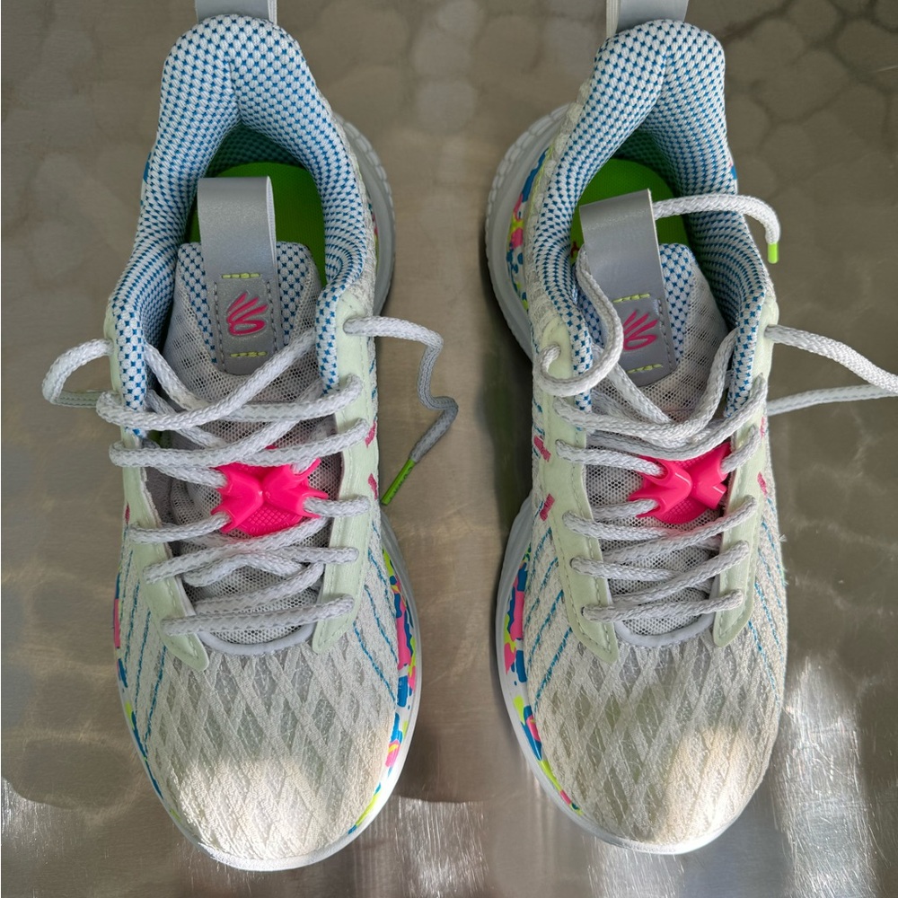 Under Armour Curry Flow 10 Splash Party Basketball Sneakers